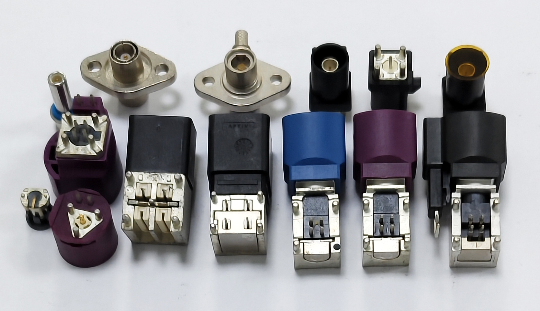 FAKRA連接器自動化組裝設備開發全流程解析